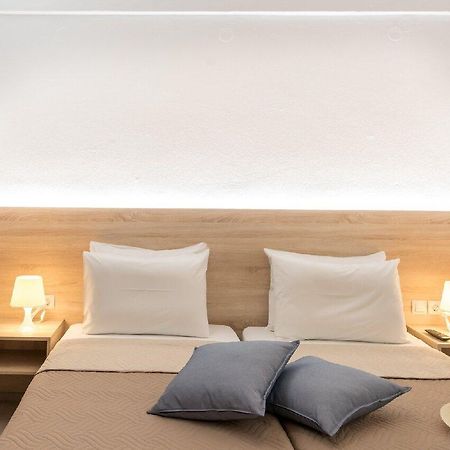 Cretan Seaside Boutique Hotel 헐소니소스 외부 사진